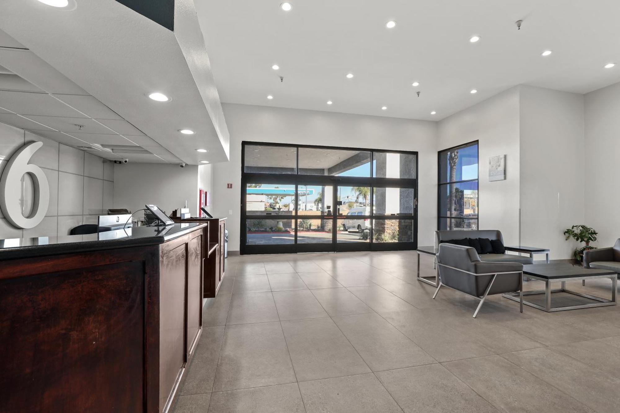 Studio 6 Suites Perris, Ca Eksteriør billede