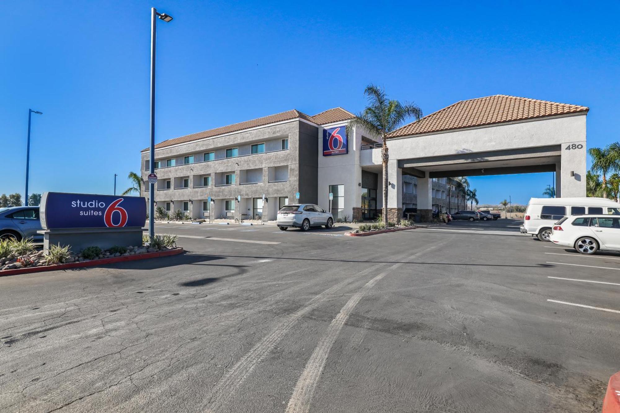 Studio 6 Suites Perris, Ca Eksteriør billede