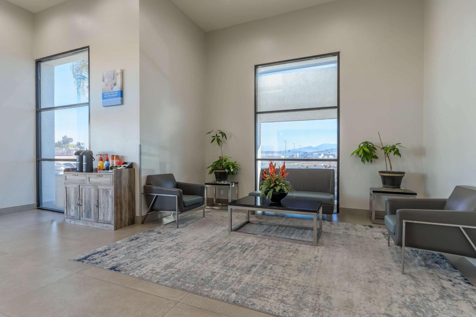 Studio 6 Suites Perris, Ca Eksteriør billede